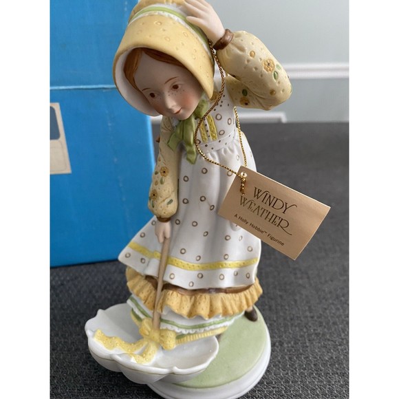 Vtg Holly Hobby Windy Weather Girl w/Umbrella HandPainted Porcelain Figurine IOB - Picture 4 of 10